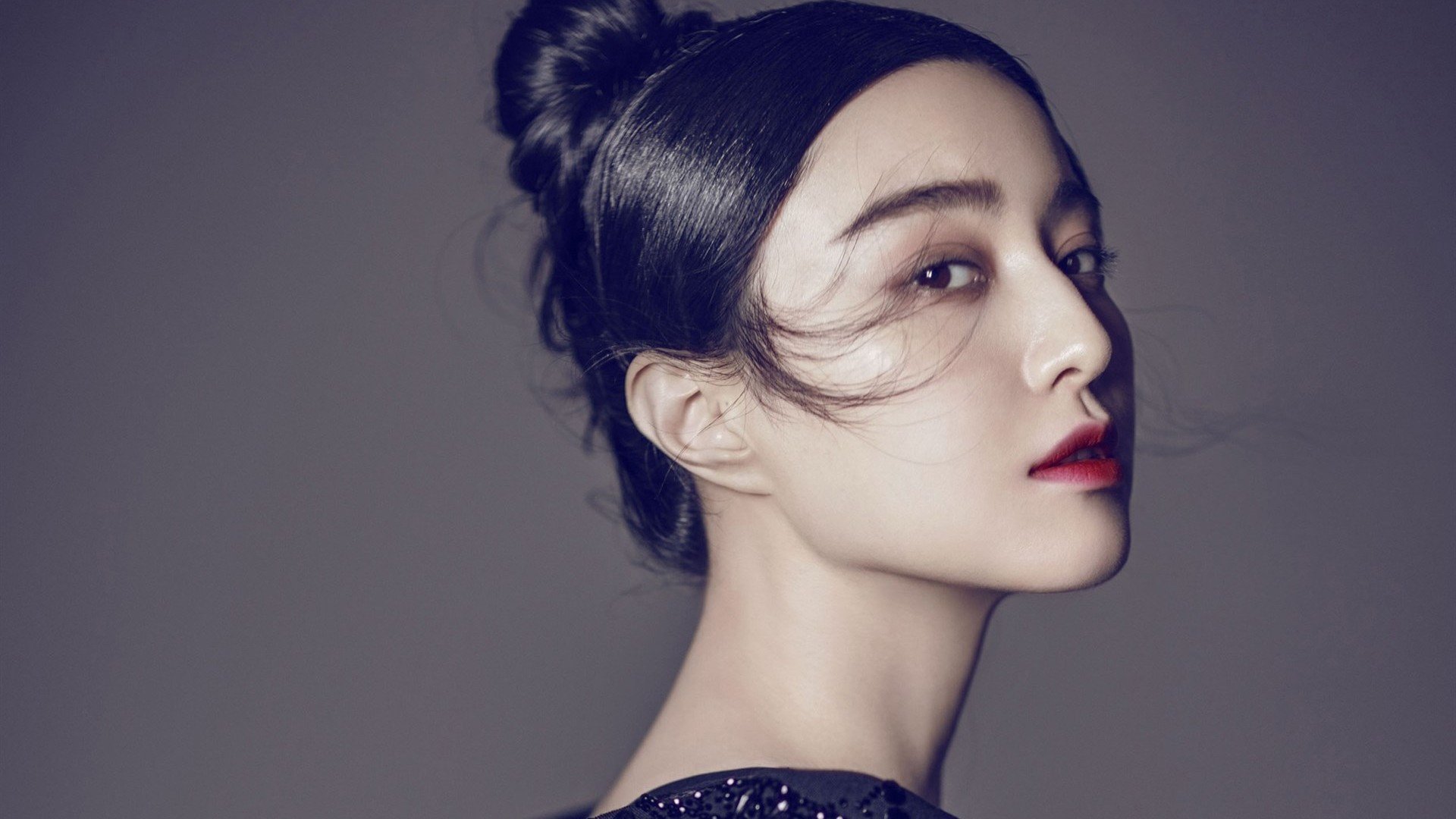 马竞前腰创造力出众，多次送出威胁传球，马竞球员